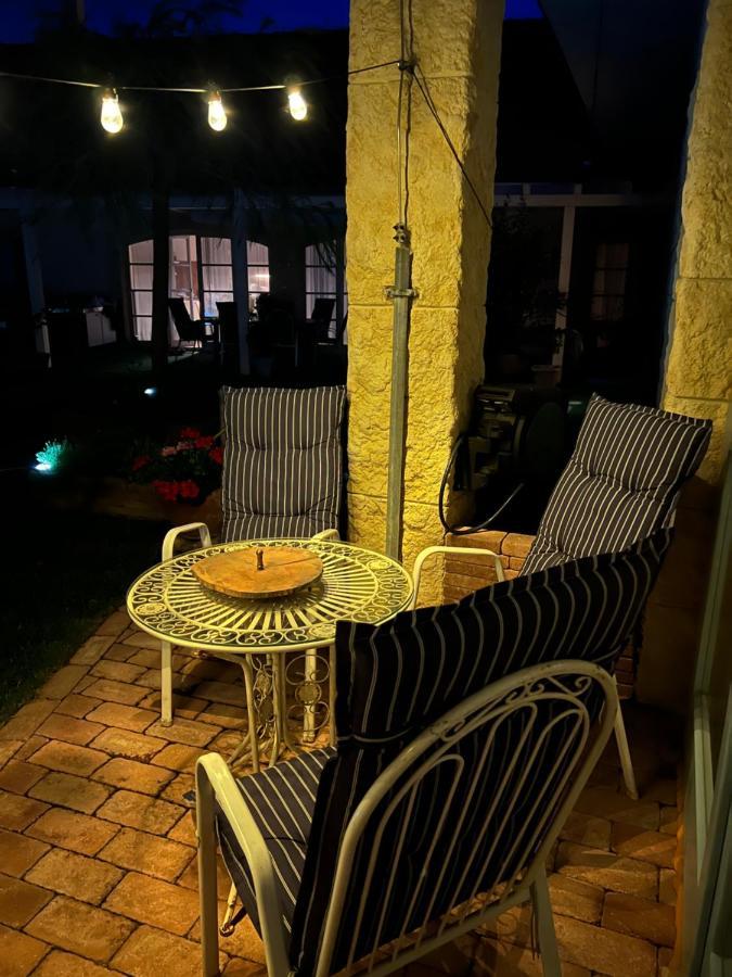 MonPe apartmánik s atmosférou Komárno Exterior foto