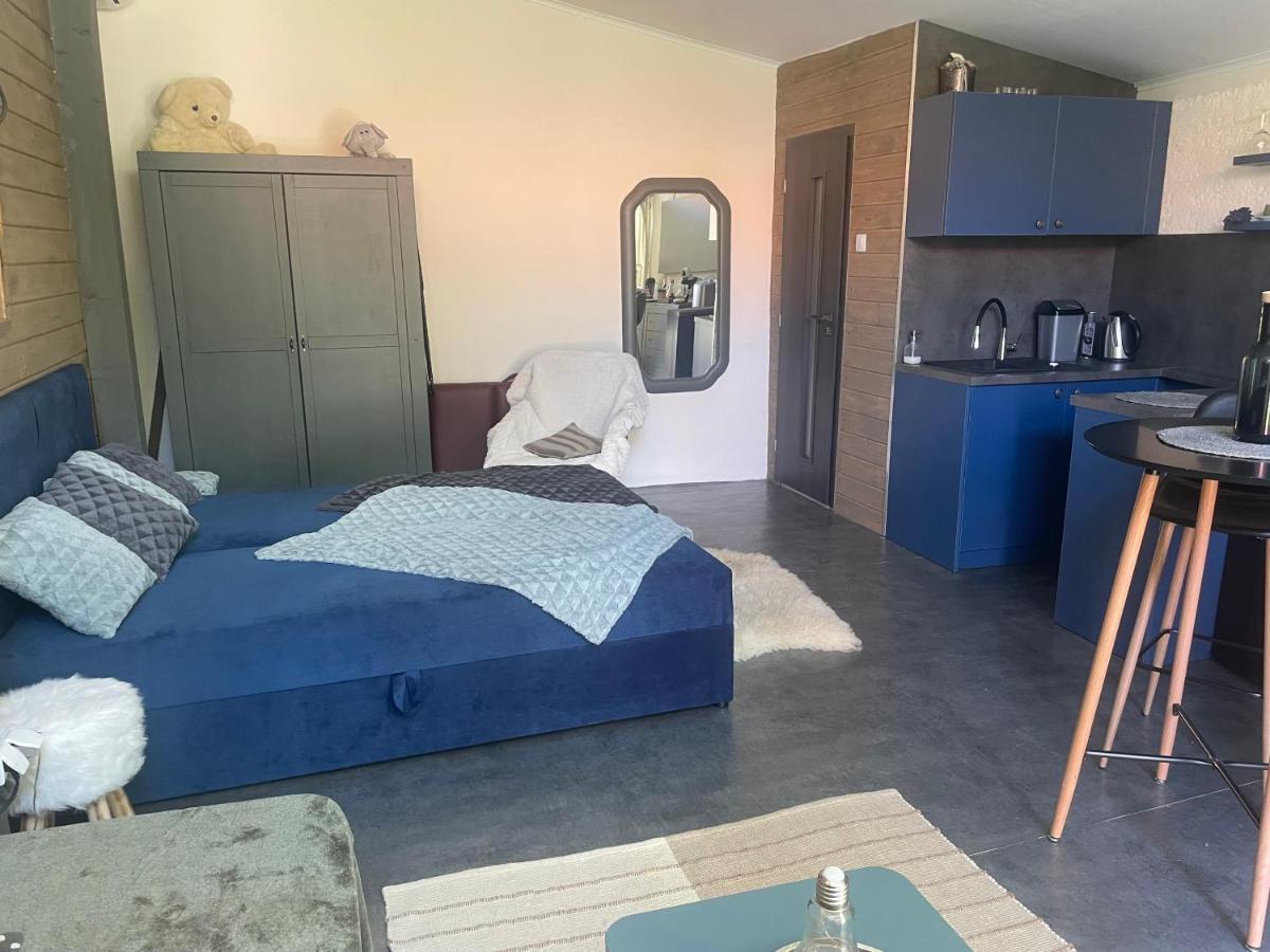 MonPe apartmánik s atmosférou Komárno Exterior foto