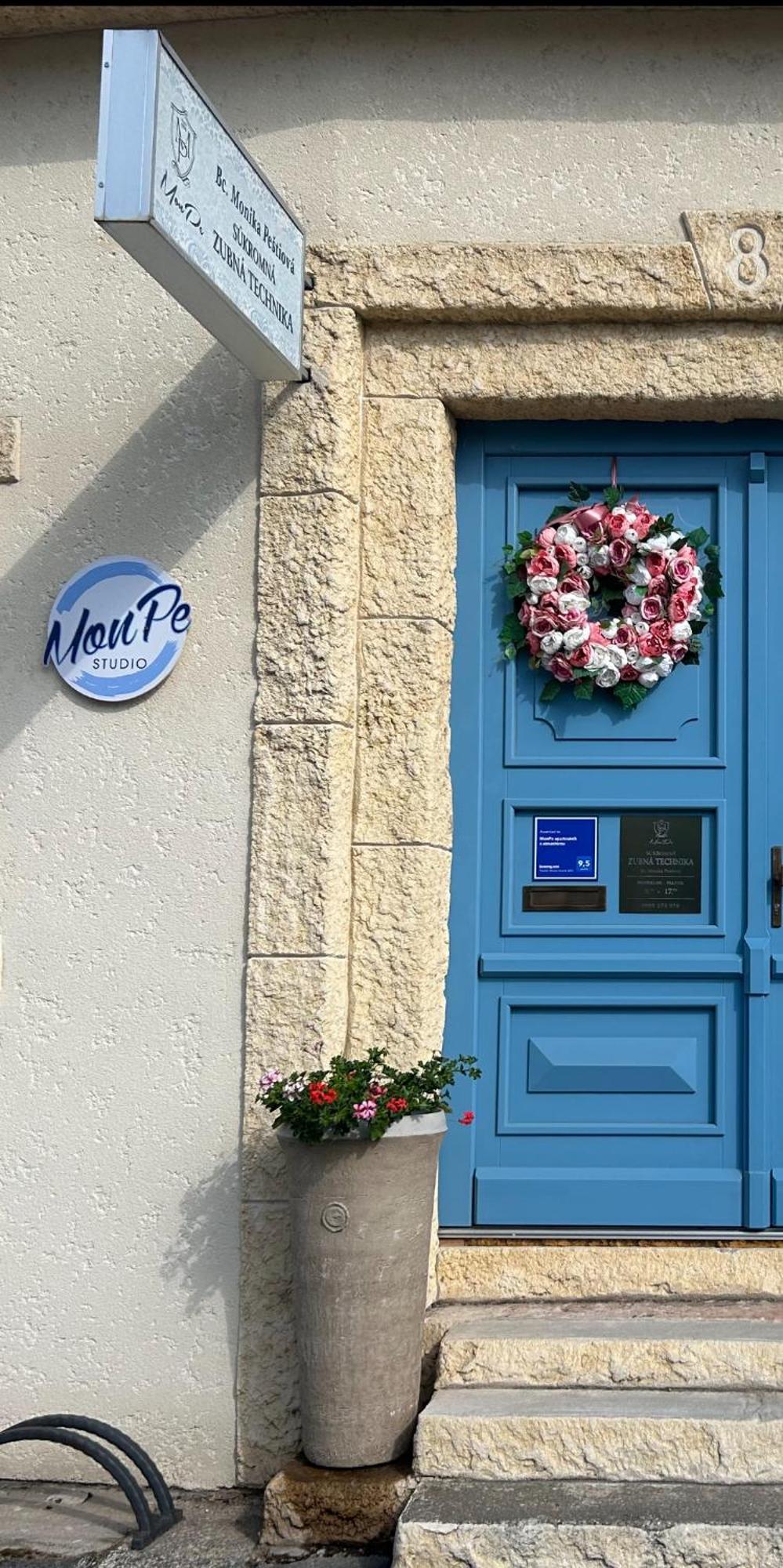 MonPe apartmánik s atmosférou Komárno Exterior foto
